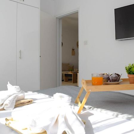Coastal Getaway Apartment Larnaca Exterior photo