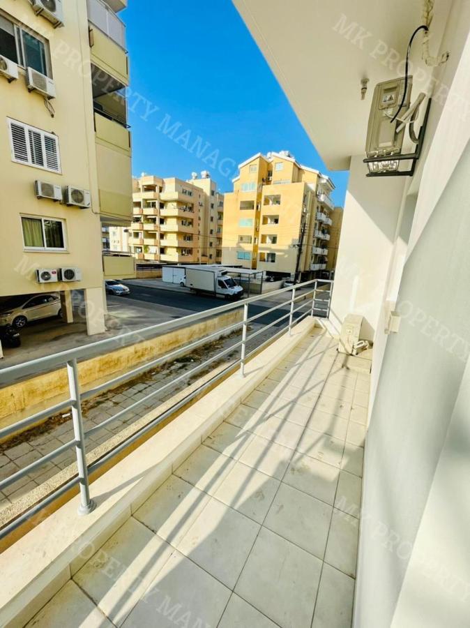 Coastal Getaway Apartment Larnaca Exterior photo