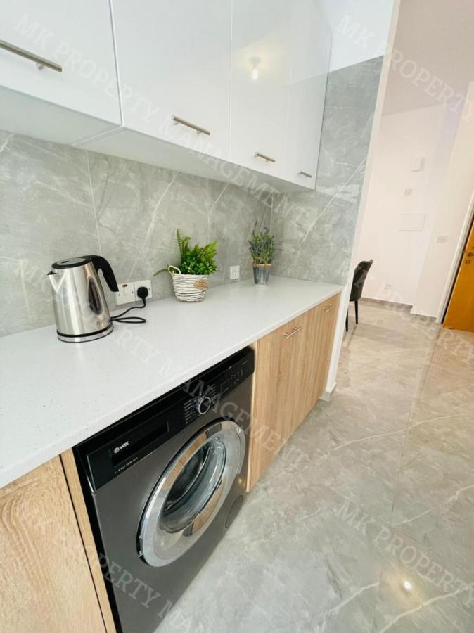 Coastal Getaway Apartment Larnaca Exterior photo