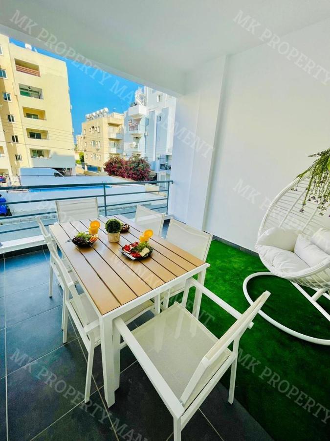 Coastal Getaway Apartment Larnaca Exterior photo