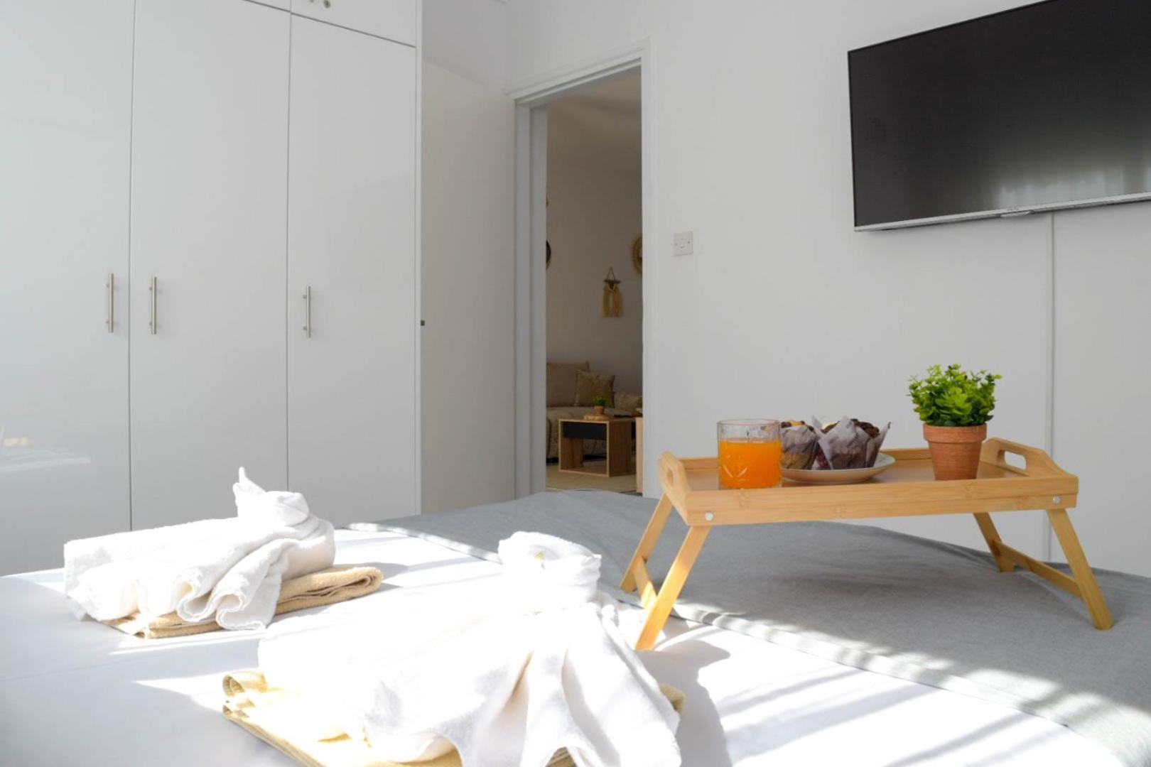 Coastal Getaway Apartment Larnaca Exterior photo